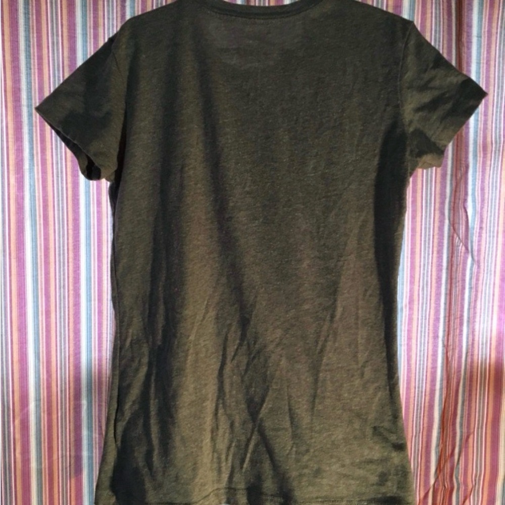 Shirt - Picture 2 of 4